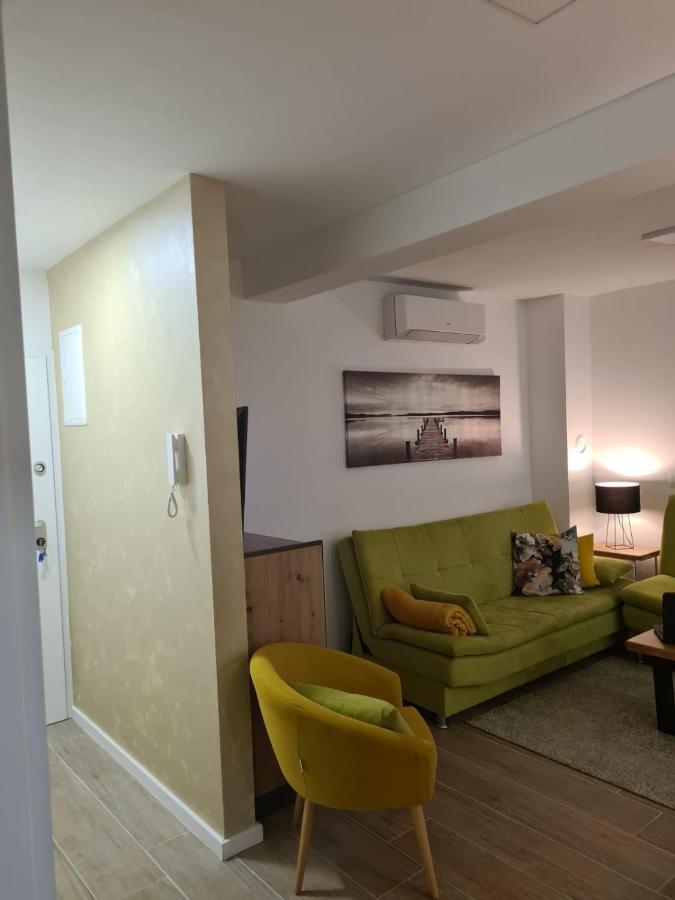 Maris Apartment Nin